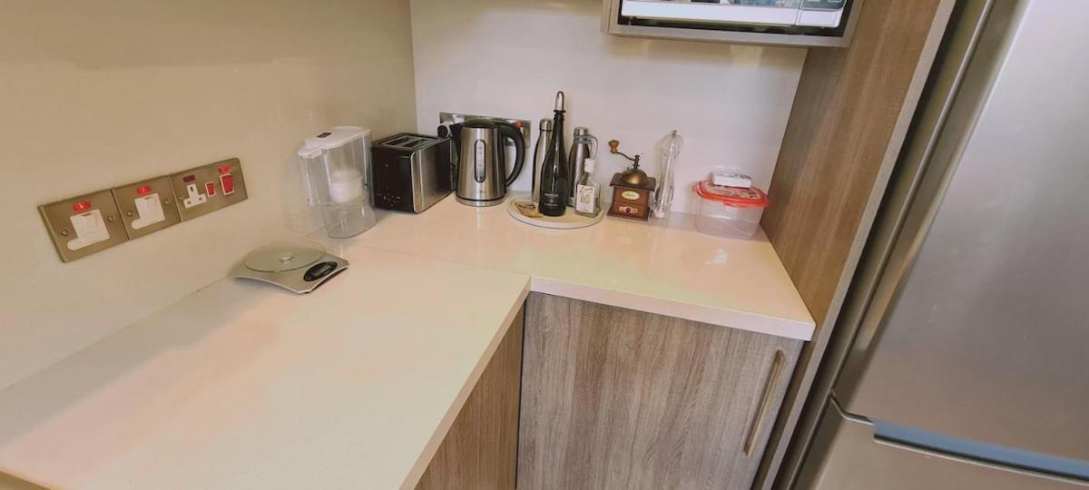 Stay Downtown Retreat Limassol Luaran gambar