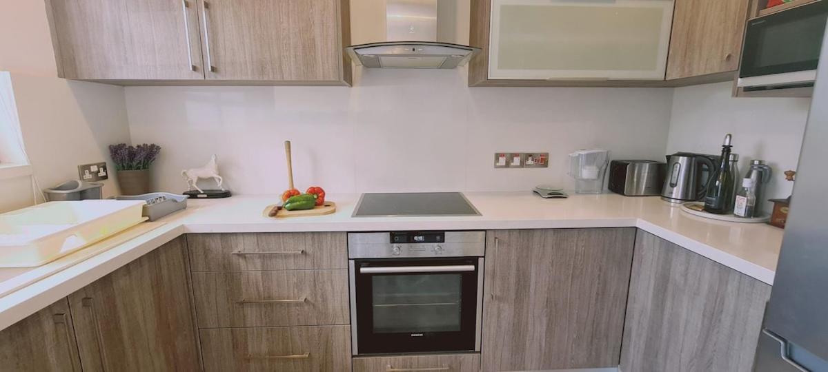 Stay Downtown Retreat Limassol Luaran gambar