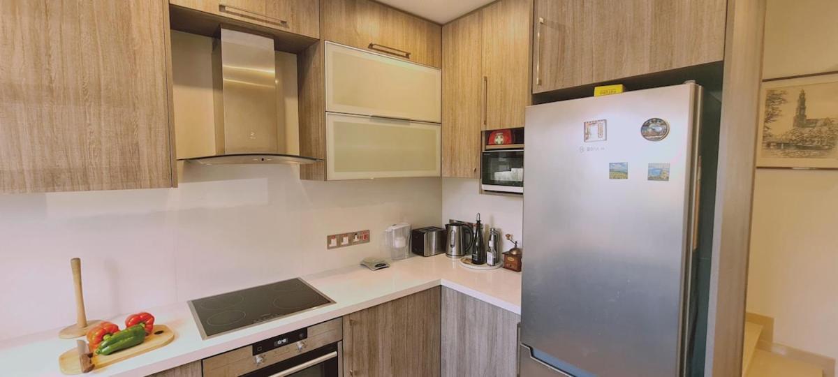 Stay Downtown Retreat Limassol Luaran gambar